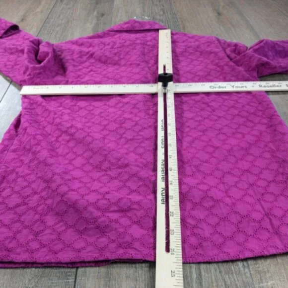 Talbots Top Womens Small Fuchsia Eyelet Button Up Long Sleeve Cotton Breathable - Picture 6 of 9